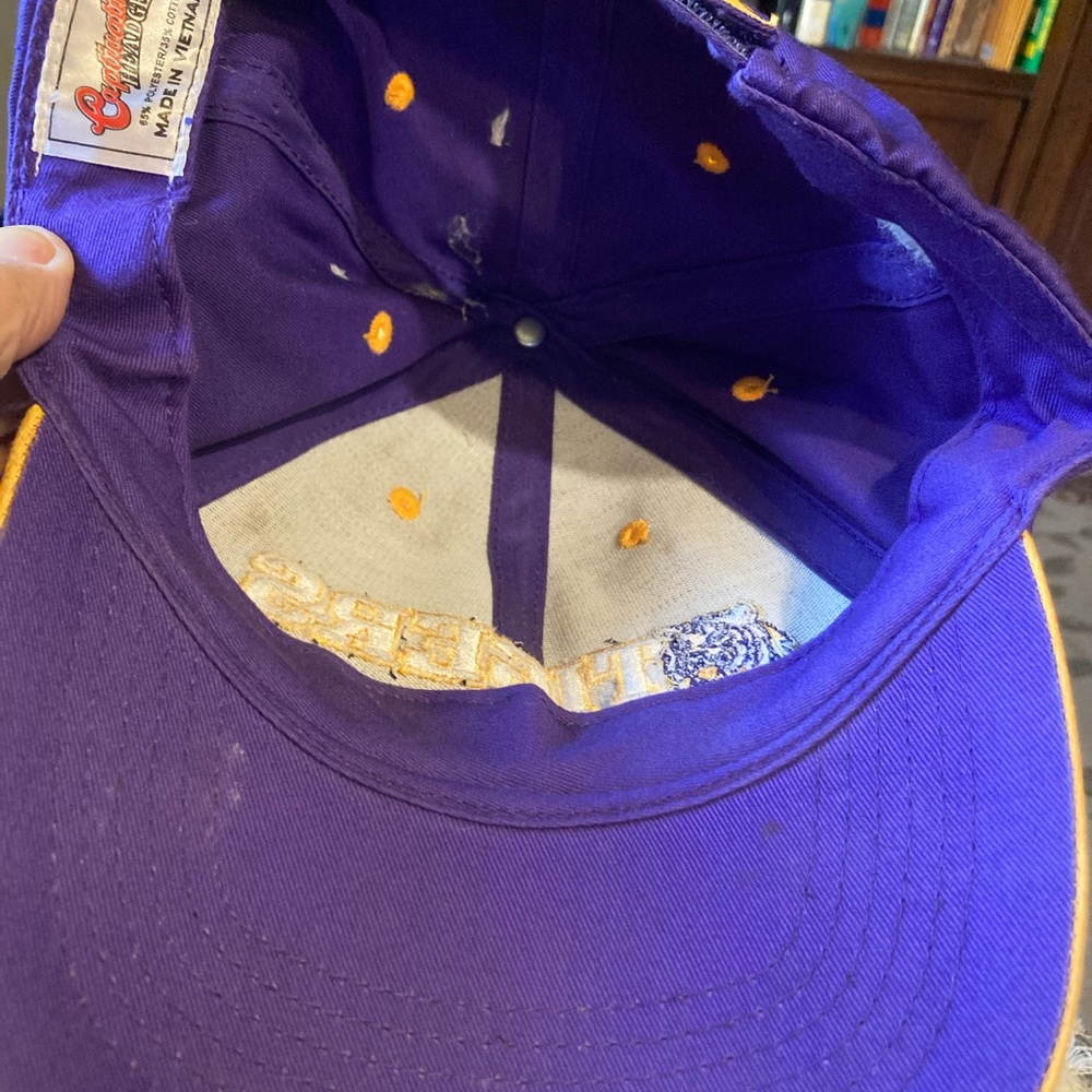 Cap - Picture 4 of 10